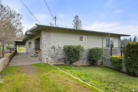 3201 Helms Road Grants Pass OR 97527