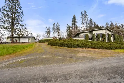 3201 Helms Road Grants Pass OR 97527