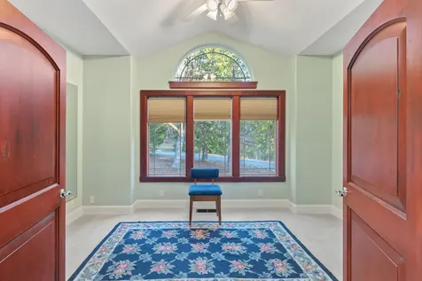 353 Hixson Drive Grants Pass OR 97526