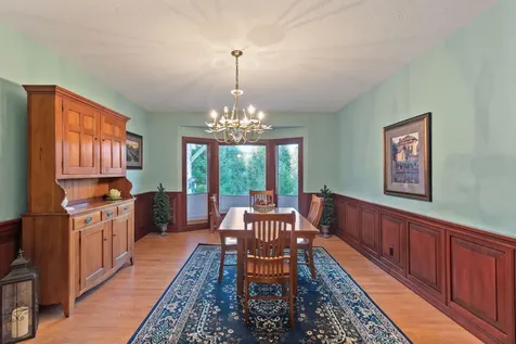 353 Hixson Drive Grants Pass OR 97526