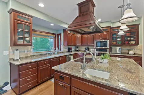 353 Hixson Drive Grants Pass OR 97526