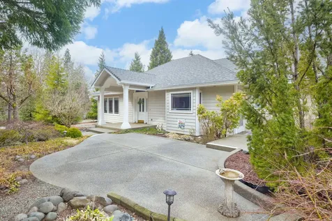 353 Hixson Drive Grants Pass OR 97526