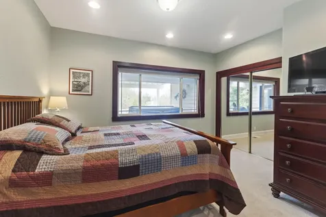 353 Hixson Drive Grants Pass OR 97526
