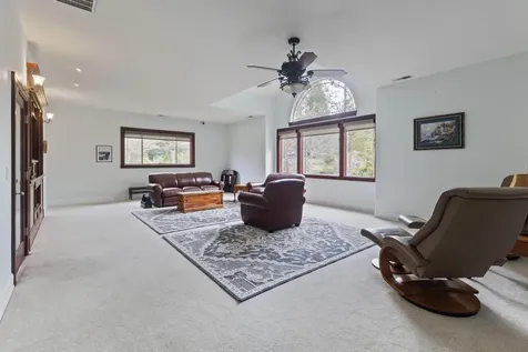 353 Hixson Drive Grants Pass OR 97526
