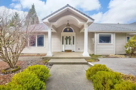 353 Hixson Drive Grants Pass OR 97526