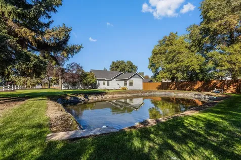 2765 W Antler Avenue Redmond OR 97756