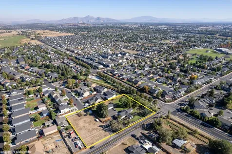 2765 W Antler Avenue Redmond OR 97756