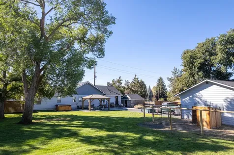 2765 W Antler Avenue Redmond OR 97756