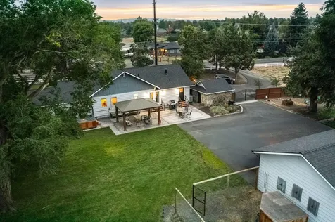 2765 W Antler Avenue Redmond OR 97756
