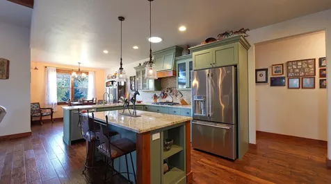 209 White Oak Way Shady Cove OR 97539