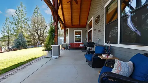 209 White Oak Way Shady Cove OR 97539