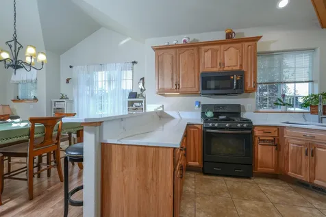 5028 Sora Loop Klamath Falls OR 97601