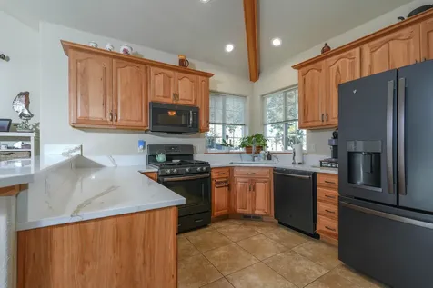 5028 Sora Loop Klamath Falls OR 97601