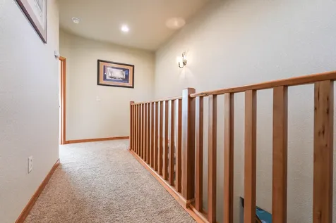 5028 Sora Loop Klamath Falls OR 97601