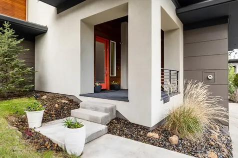 19504 SW Century Drive Bend OR 97702