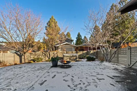 2336 NW Lolo Drive Bend OR 97703