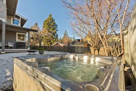2336 NW Lolo Drive Bend OR 97703