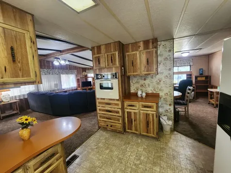 1061 Lee Roze Lane Grants Pass OR 97527