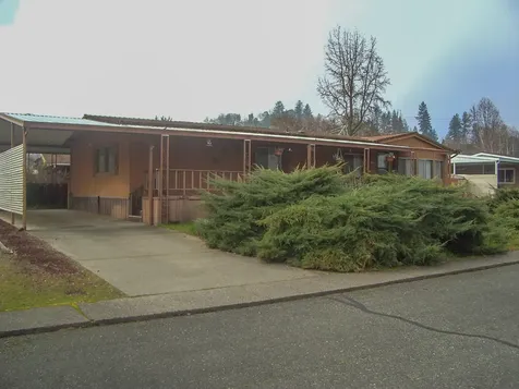 1061 Lee Roze Lane Grants Pass OR 97527
