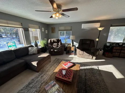 123977 Surveyor Road Crescent Lake OR 97733
