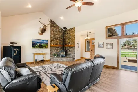 6150 NW Kingwood Avenue Redmond OR 97756