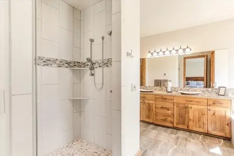 6150 NW Kingwood Avenue Redmond OR 97756