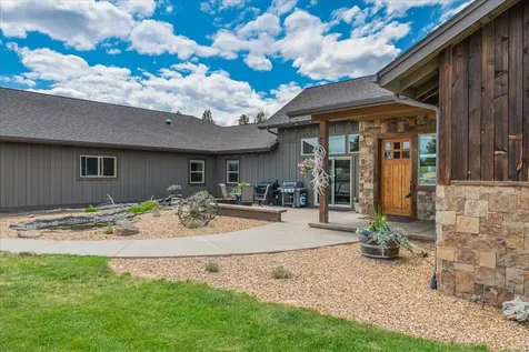 6150 NW Kingwood Avenue Redmond OR 97756