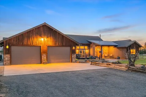 6150 NW Kingwood Avenue Redmond OR 97756