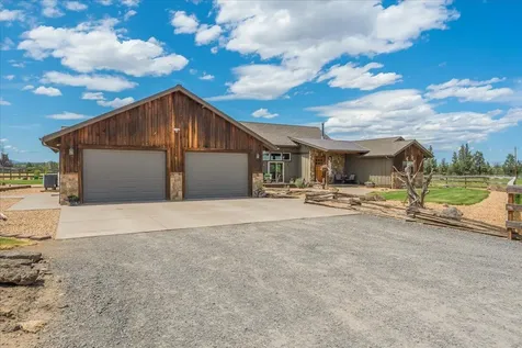 6150 NW Kingwood Avenue Redmond OR 97756