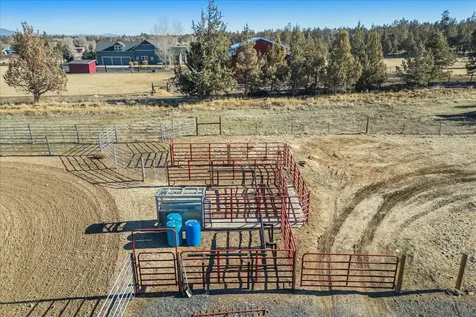 6150 NW Kingwood Avenue Redmond OR 97756