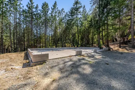 700 Rancho Vista Drive Grants Pass OR 97526