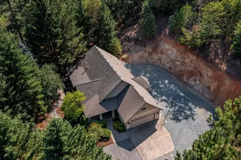 700 Rancho Vista Drive Grants Pass OR 97526