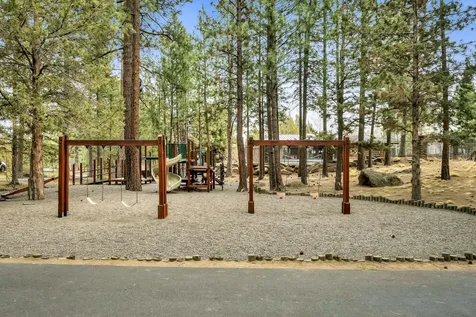 19374 Rim Lake Court Bend OR 97702