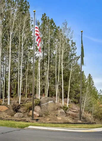 19374 Rim Lake Court Bend OR 97702