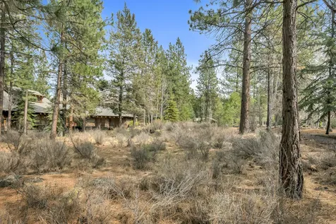 19374 Rim Lake Court Bend OR 97702