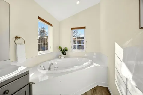 267 Meadow Drive Ashland OR 97520