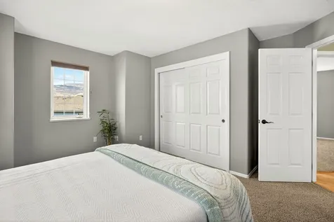 267 Meadow Drive Ashland OR 97520