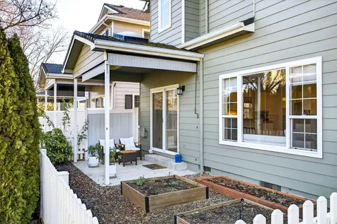 267 Meadow Drive Ashland OR 97520