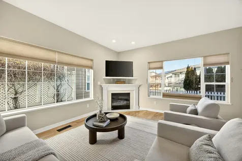 267 Meadow Drive Ashland OR 97520