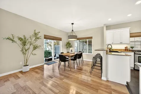 267 Meadow Drive Ashland OR 97520