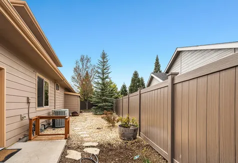 820 Quail Park Circle Klamath Falls OR 97601