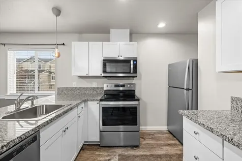 7829 Jacqueline Way White City OR 97503