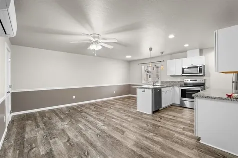 7829 Jacqueline Way White City OR 97503