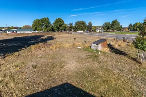 1627 SE Lynn Boulevard Prineville OR 97754