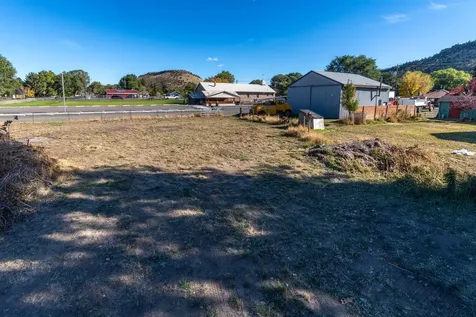 1627 SE Lynn Boulevard Prineville OR 97754