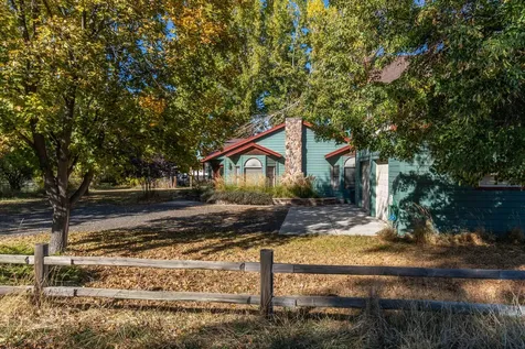 1627 SE Lynn Boulevard Prineville OR 97754