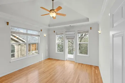 610 Sutton Place Ashland OR 97520