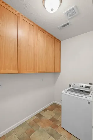 610 Sutton Place Ashland OR 97520