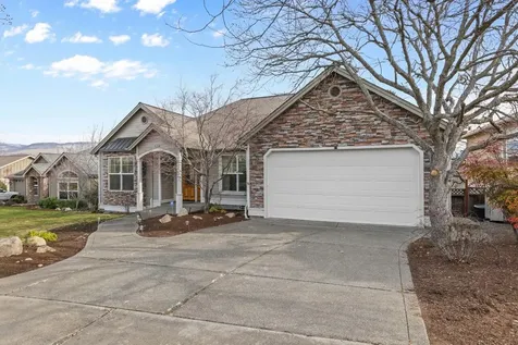 610 Sutton Place Ashland OR 97520