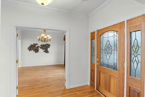 610 Sutton Place Ashland OR 97520
